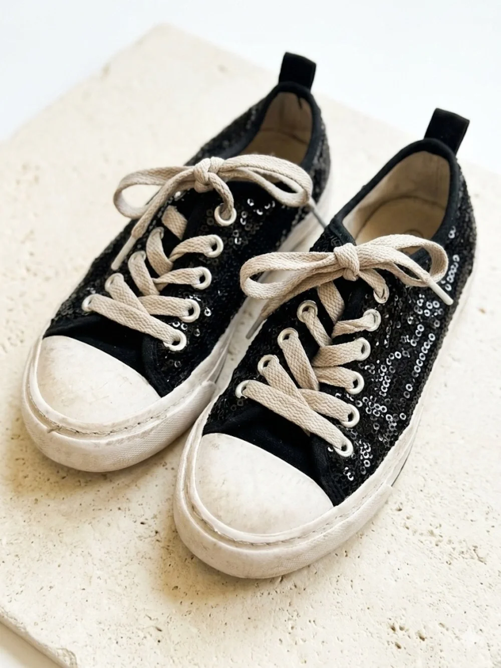 Converse Black Sequin Low Top Sneakers Canvas Lace Up